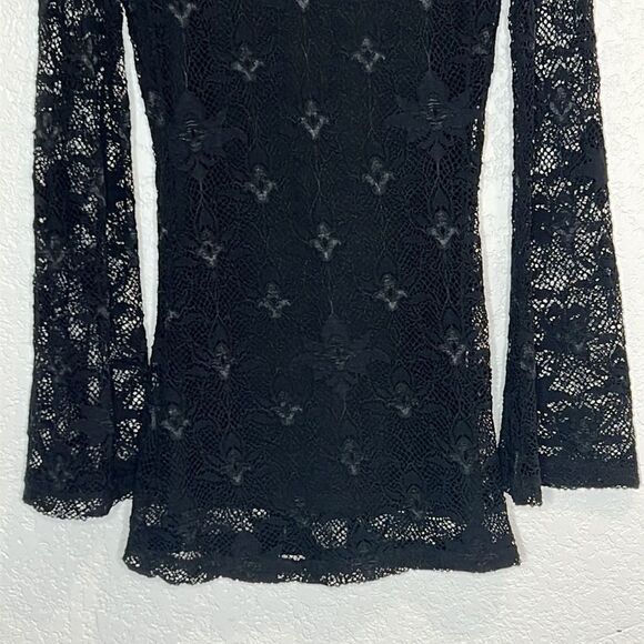 Nightcap Clothing Black Lace BodyCon Open Back Bellesleeve Mini medium - Picture 5 of 16